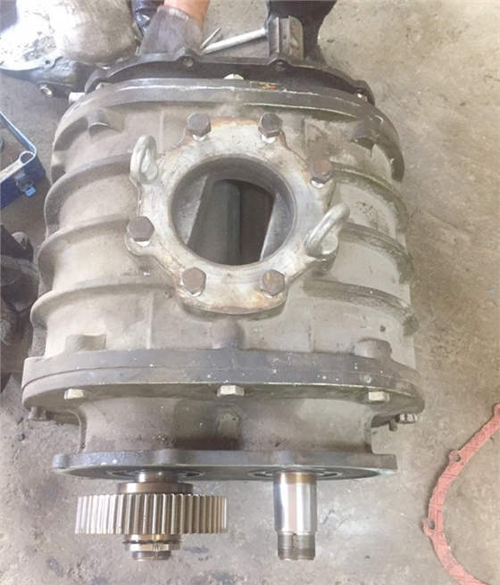 羅茨鼓風機維修