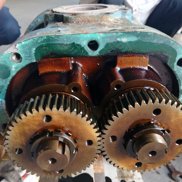 羅茨鼓風(fēng)機(jī)維修